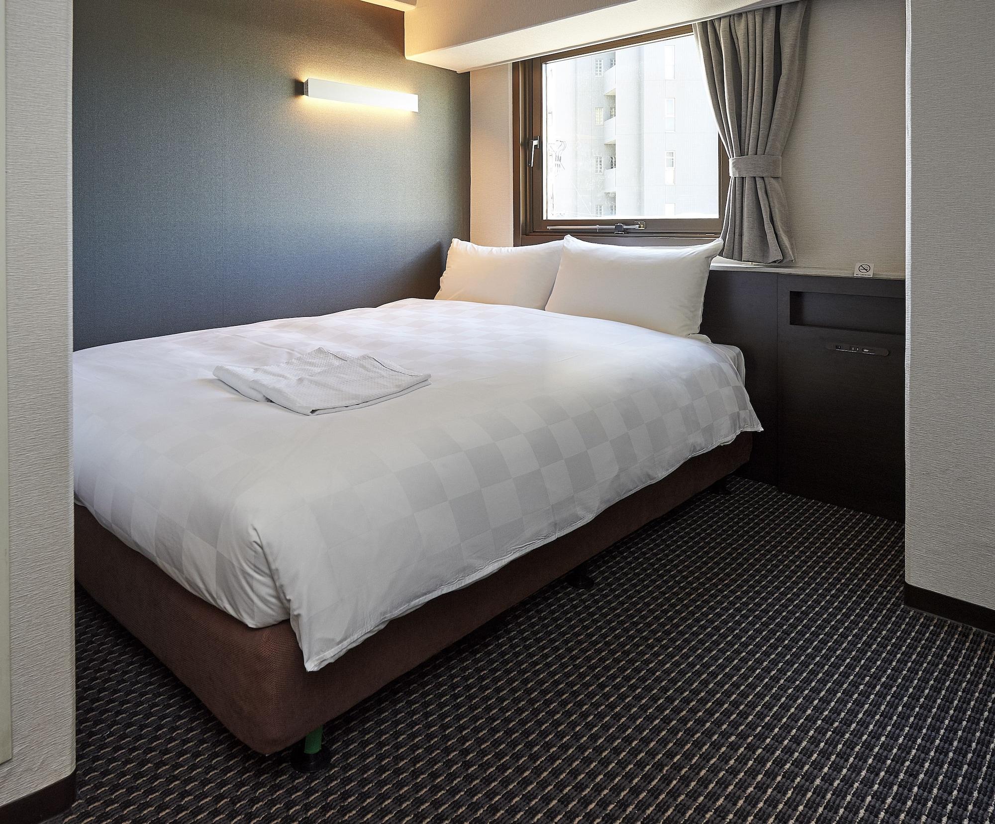 Hotel Consort Shin-Oszaka Kültér fotó