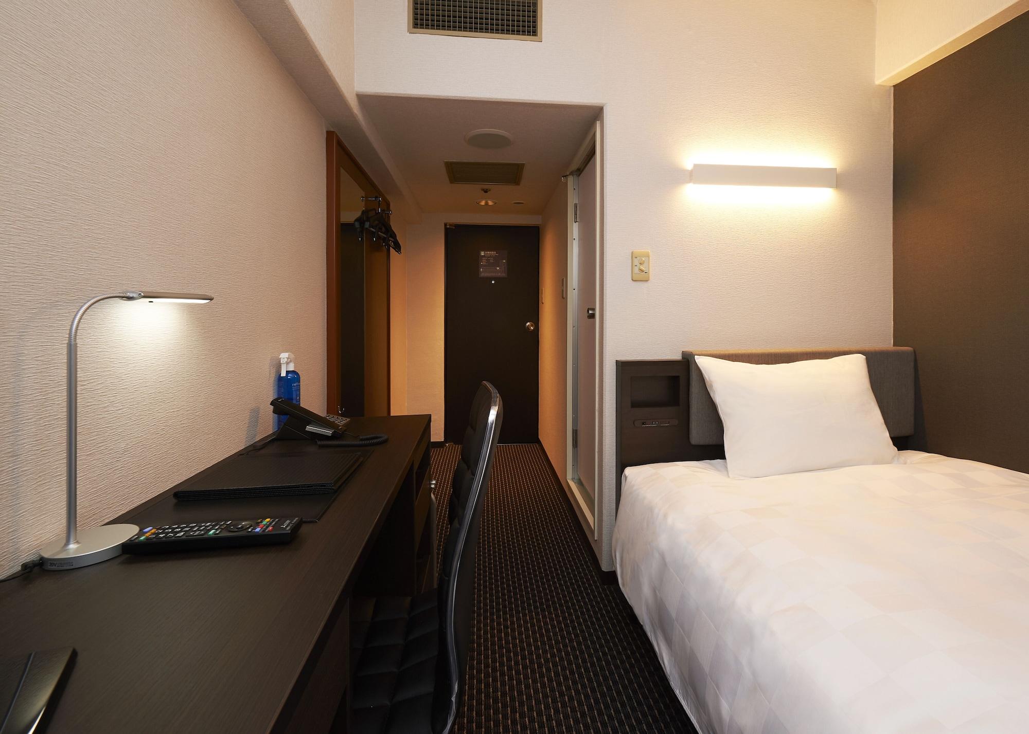 Hotel Consort Shin-Oszaka Kültér fotó