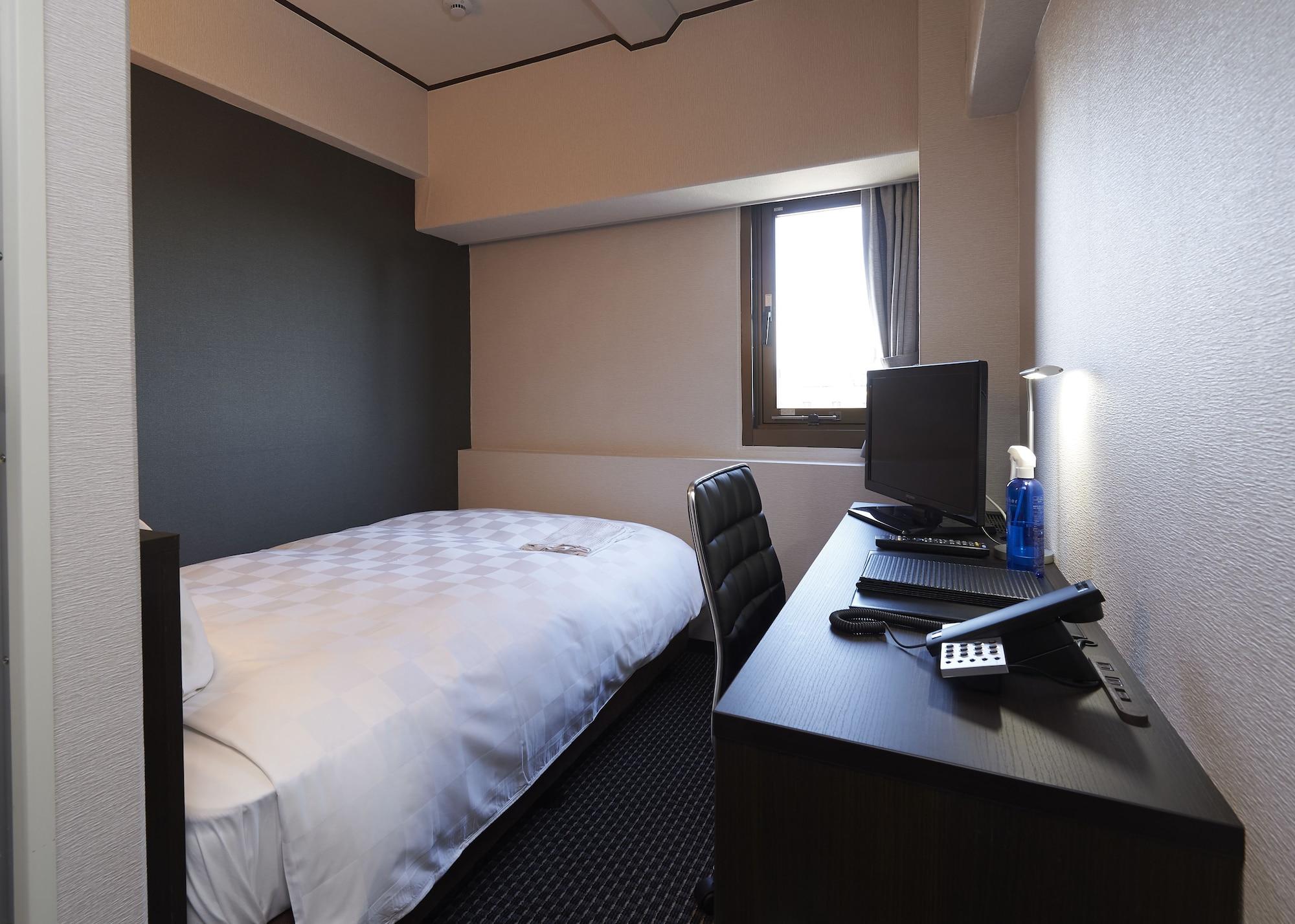 Hotel Consort Shin-Oszaka Kültér fotó