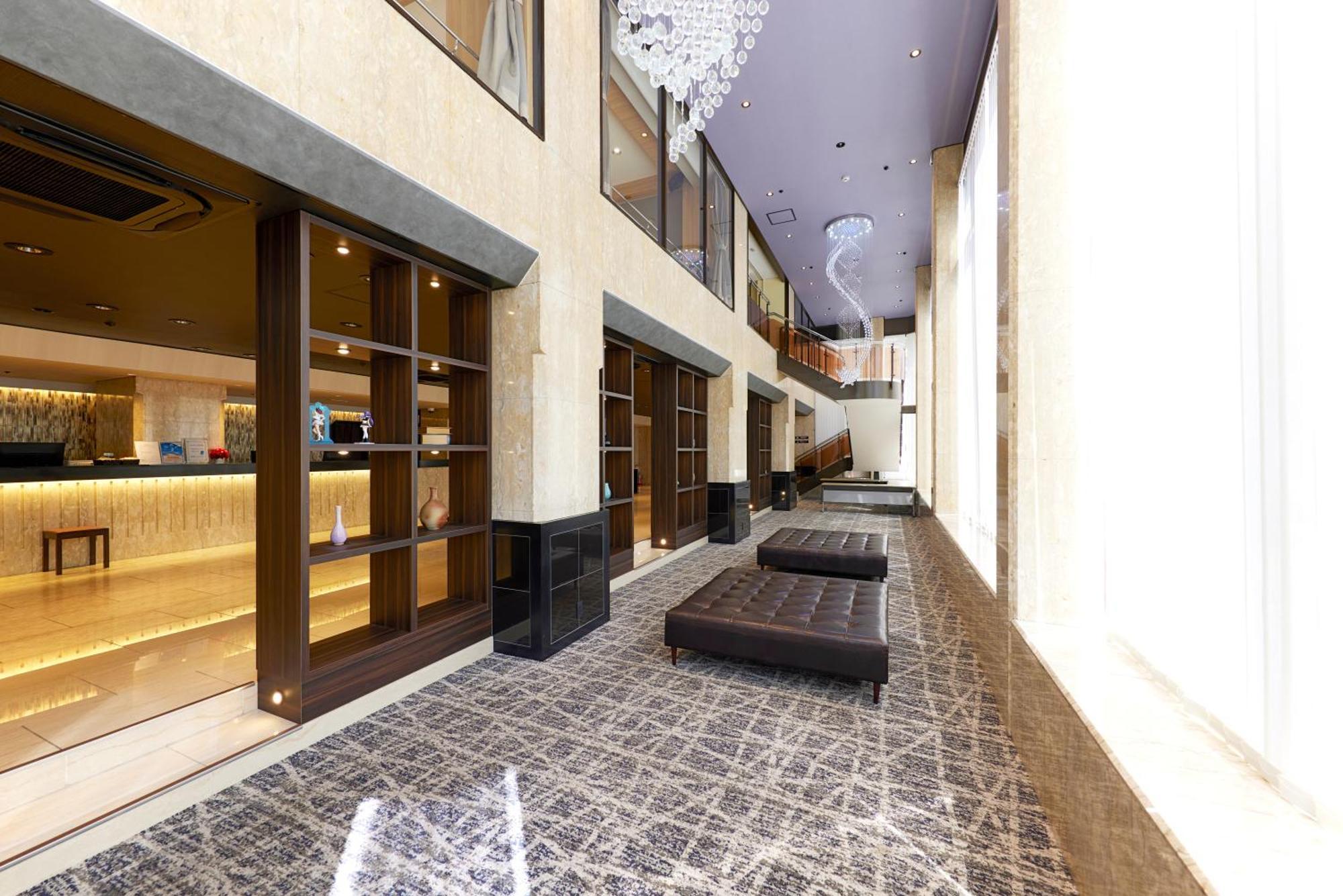 Hotel Consort Shin-Oszaka Kültér fotó