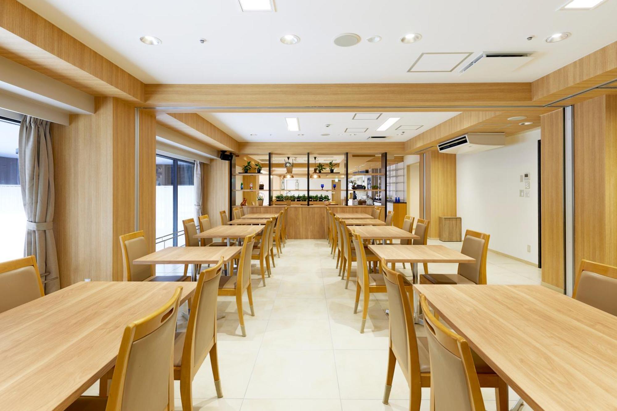 Hotel Consort Shin-Oszaka Kültér fotó