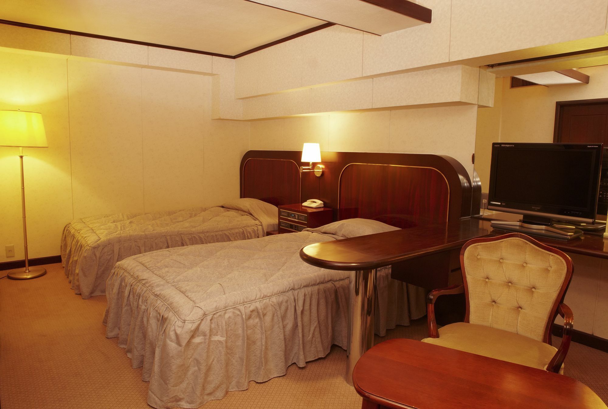 Hotel Consort Shin-Oszaka Kültér fotó
